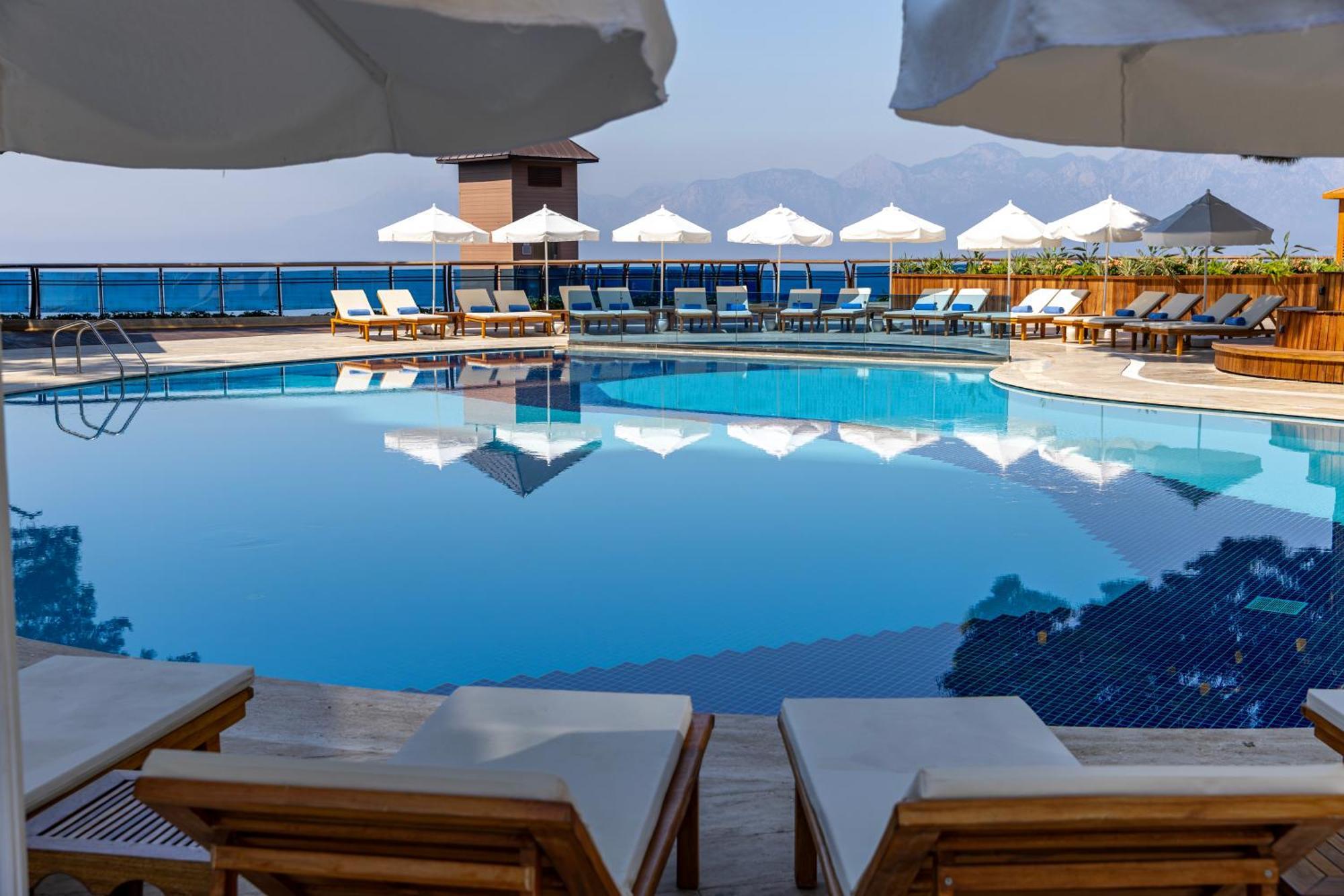 Delta Hotels By Marriott Antalya Lara - Adult Only מראה חיצוני תמונה