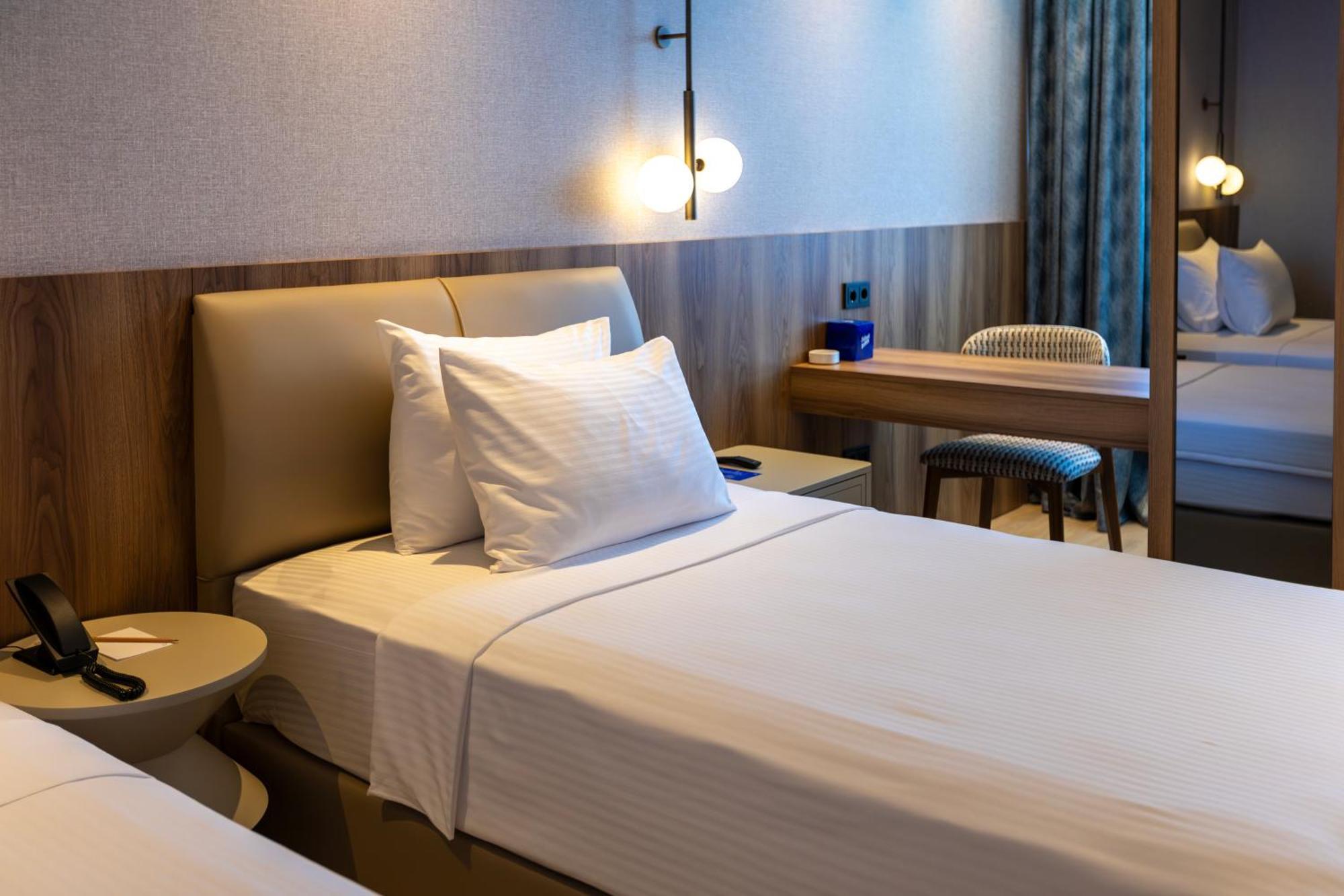 Delta Hotels By Marriott Antalya Lara - Adult Only מראה חיצוני תמונה